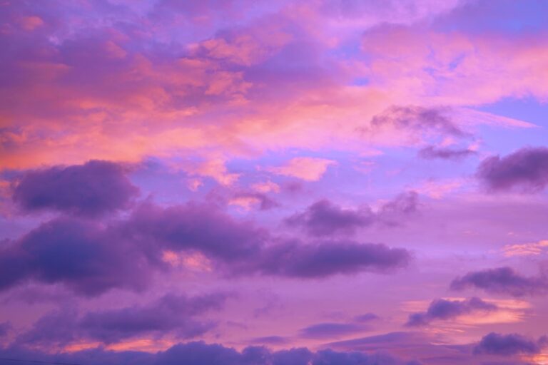 5 Spiritual Meanings Of Purple Sky